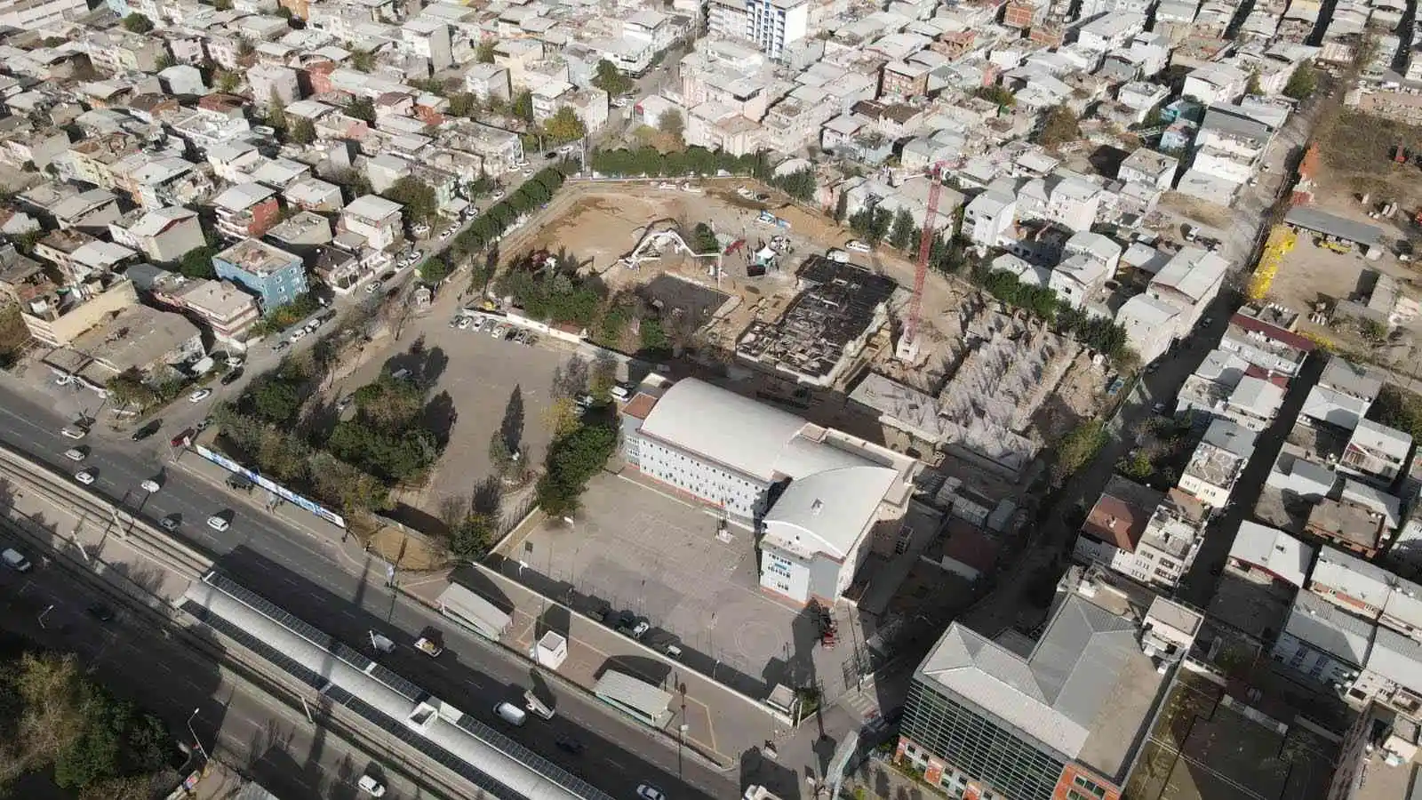 Çınarönü’nde ‘modern yaşam’ın temeli kentsel dönüşümle atıldı