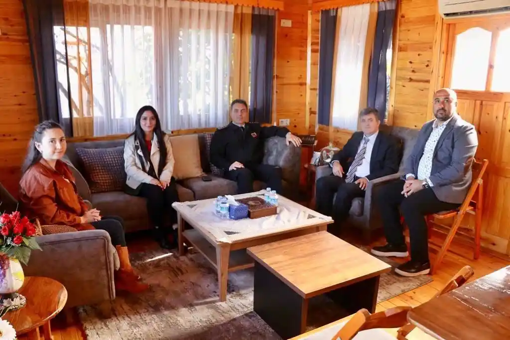 Çolak, jandarma ziyaretinde YEDAM'ı anlattı