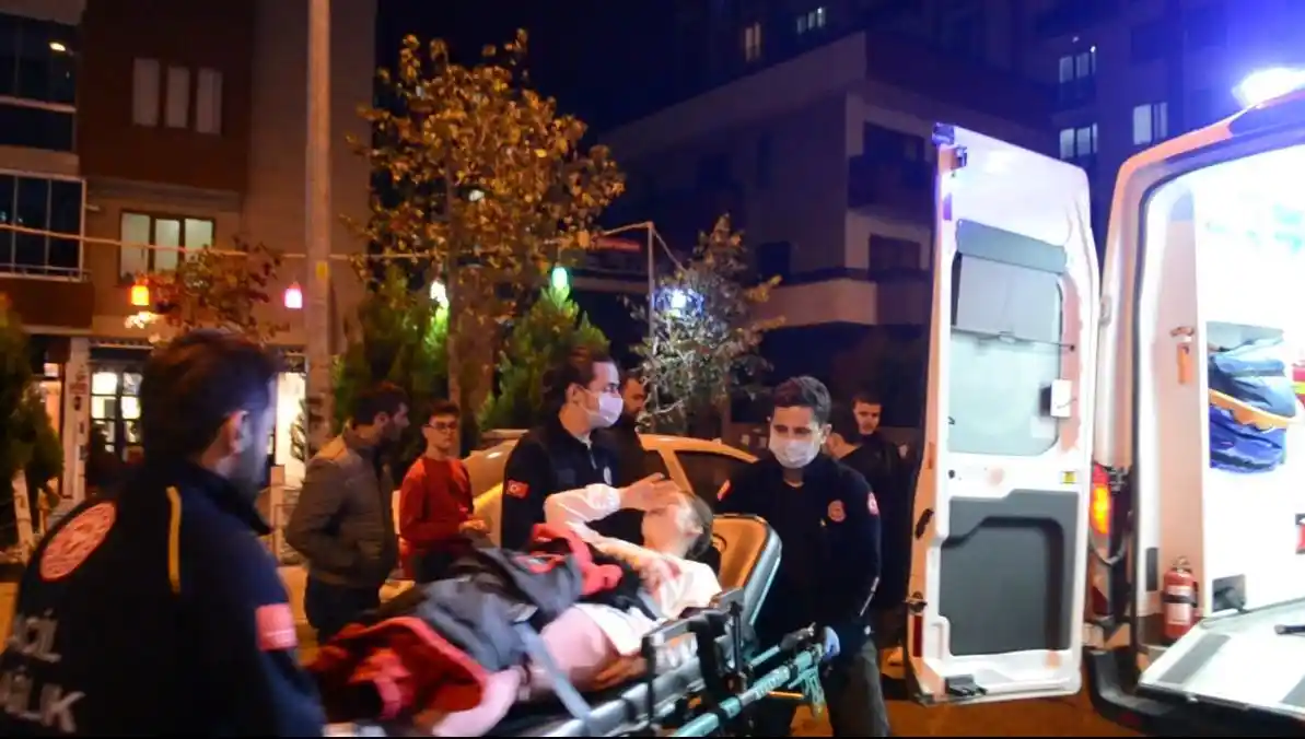 Çorlu'da otomobil yayaya çarptı: 1 yaralı