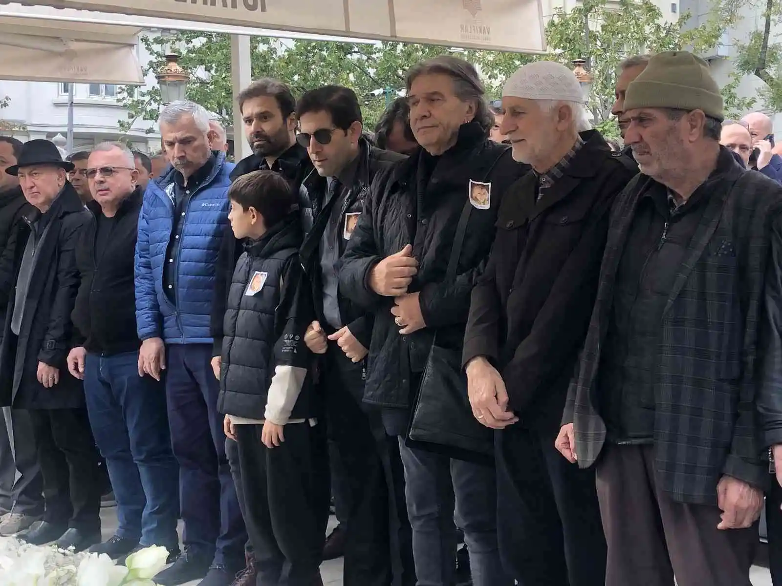 Denizde kaybolan iş kadını Dilek Ertek için gıyabi cenaze namazı kılındı