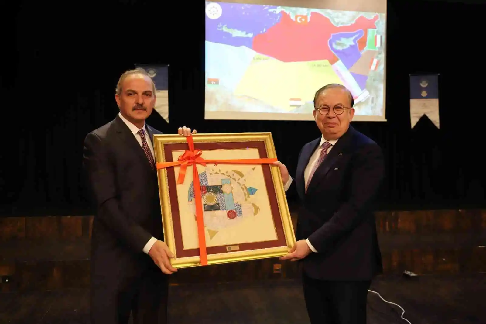Doç. Dr. Cihat Yaycı: 