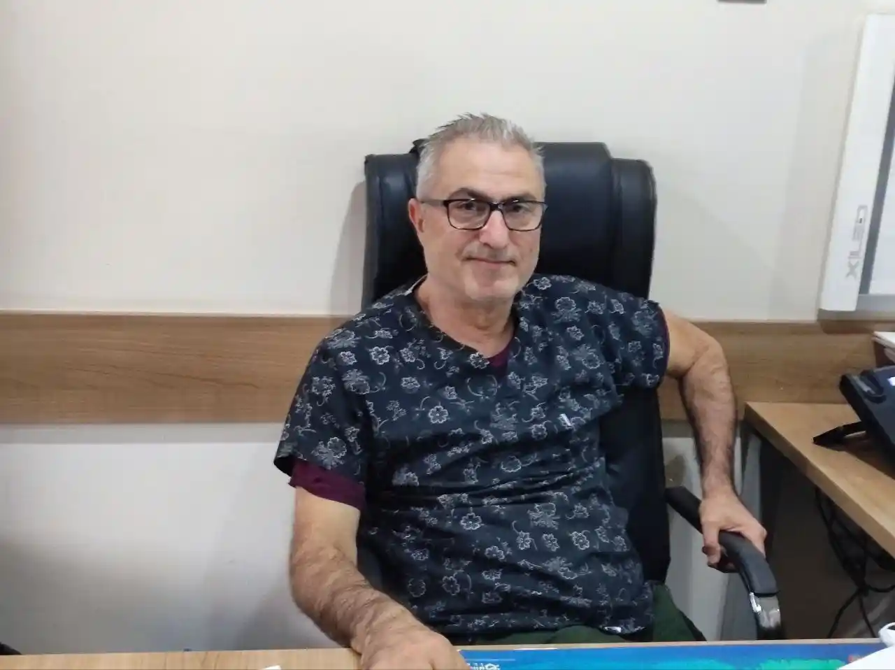 Doktorun sistemini ele geçirip, erkek hastaya 'hamile' raporu verdiler