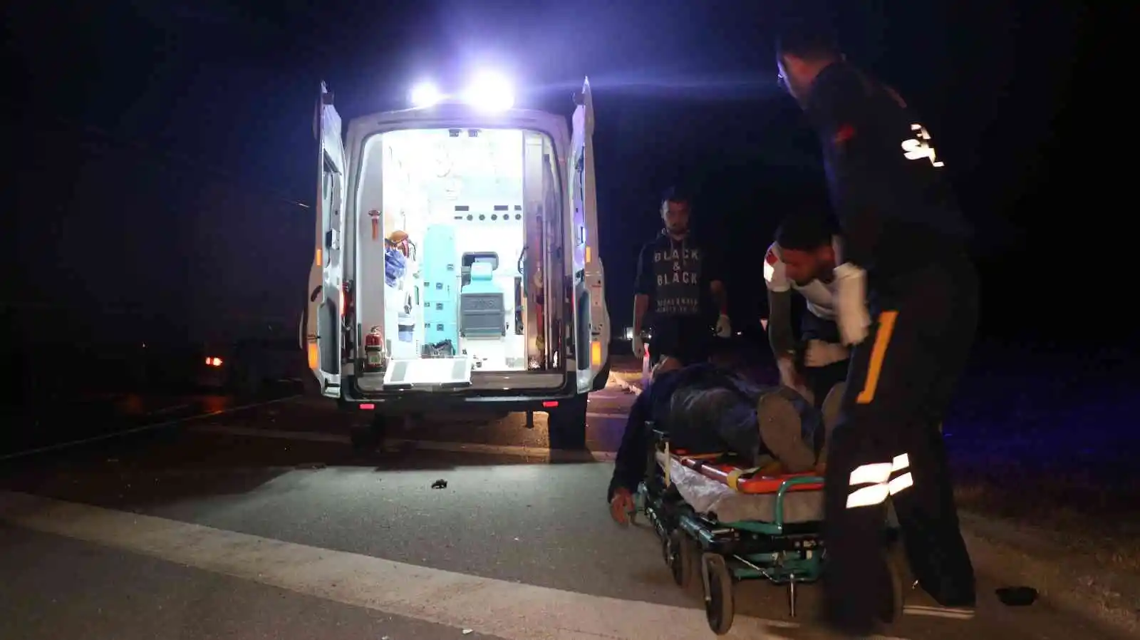Edirne’de otomobil ile tır çarpıştı: 1 yaralı