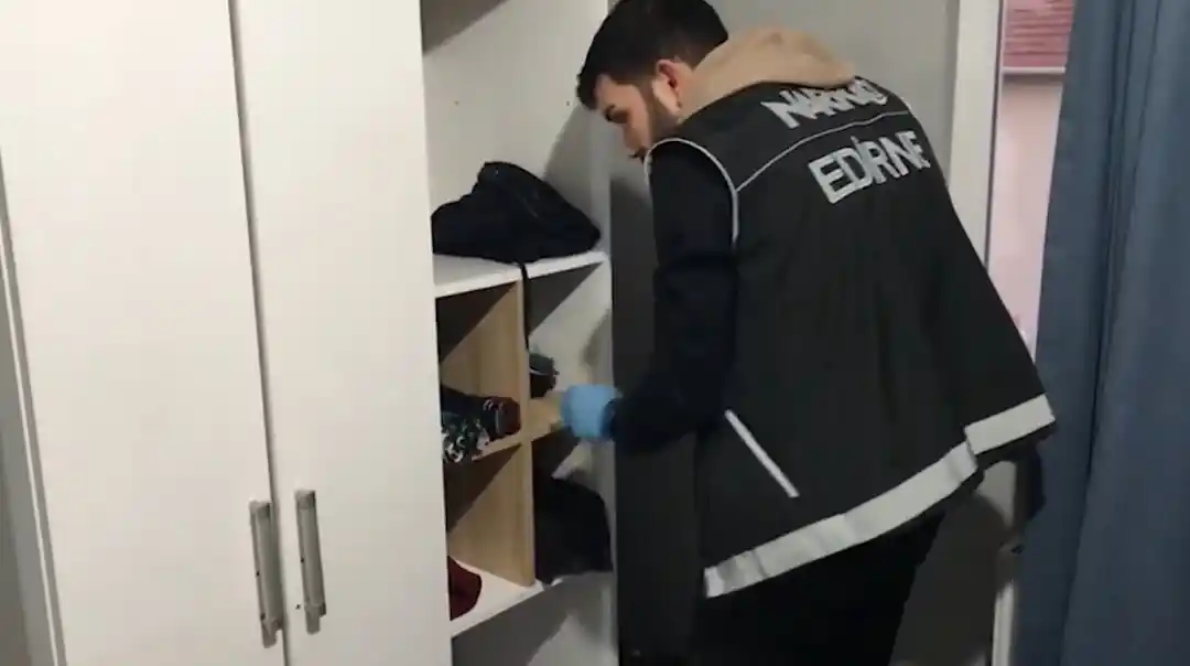 Edirne polisinden uyuşturucuya geçit yok: 3 şüpheli tutuklandı