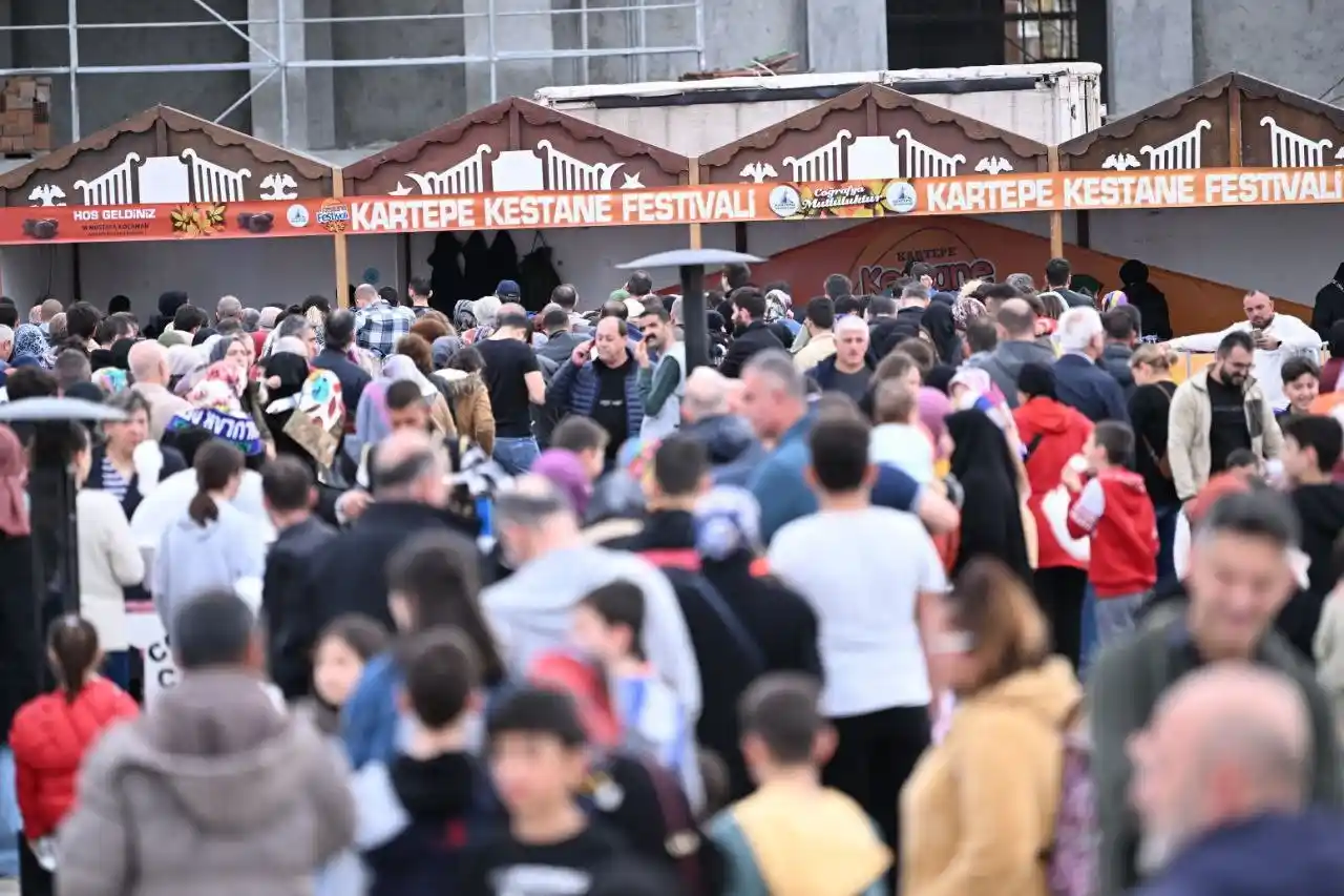 En fazla kestaneyi yiyip en güzel tatlıyı yapan ödülü kaptı
