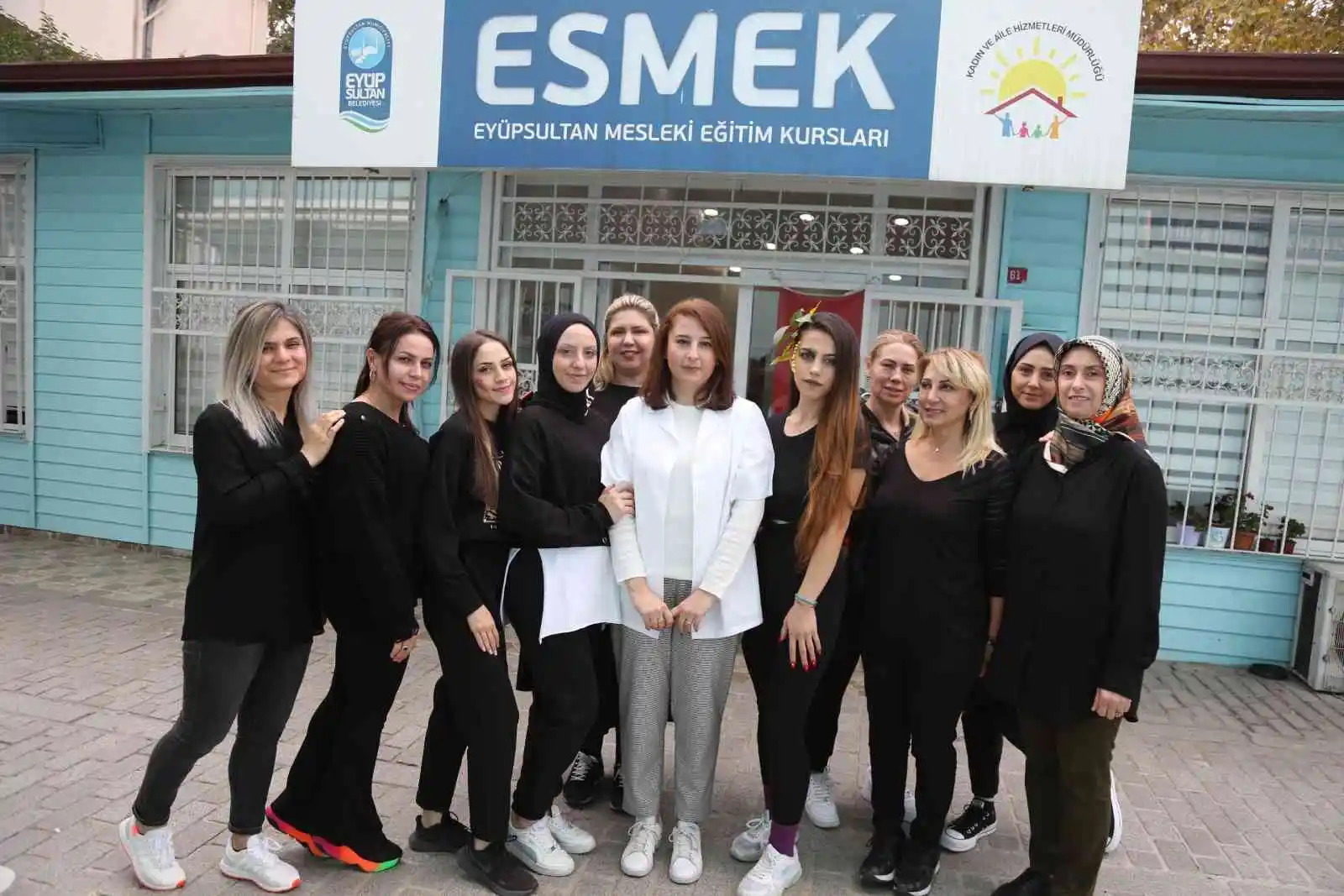 ESMEK’in temel makyaj eğitimleri büyük ilgi görüyor
