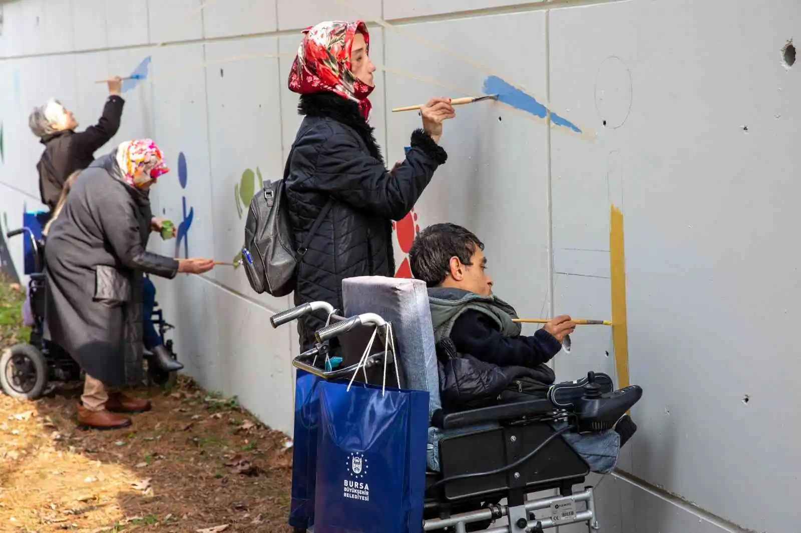 Farkındalığı renklerle sağladılar