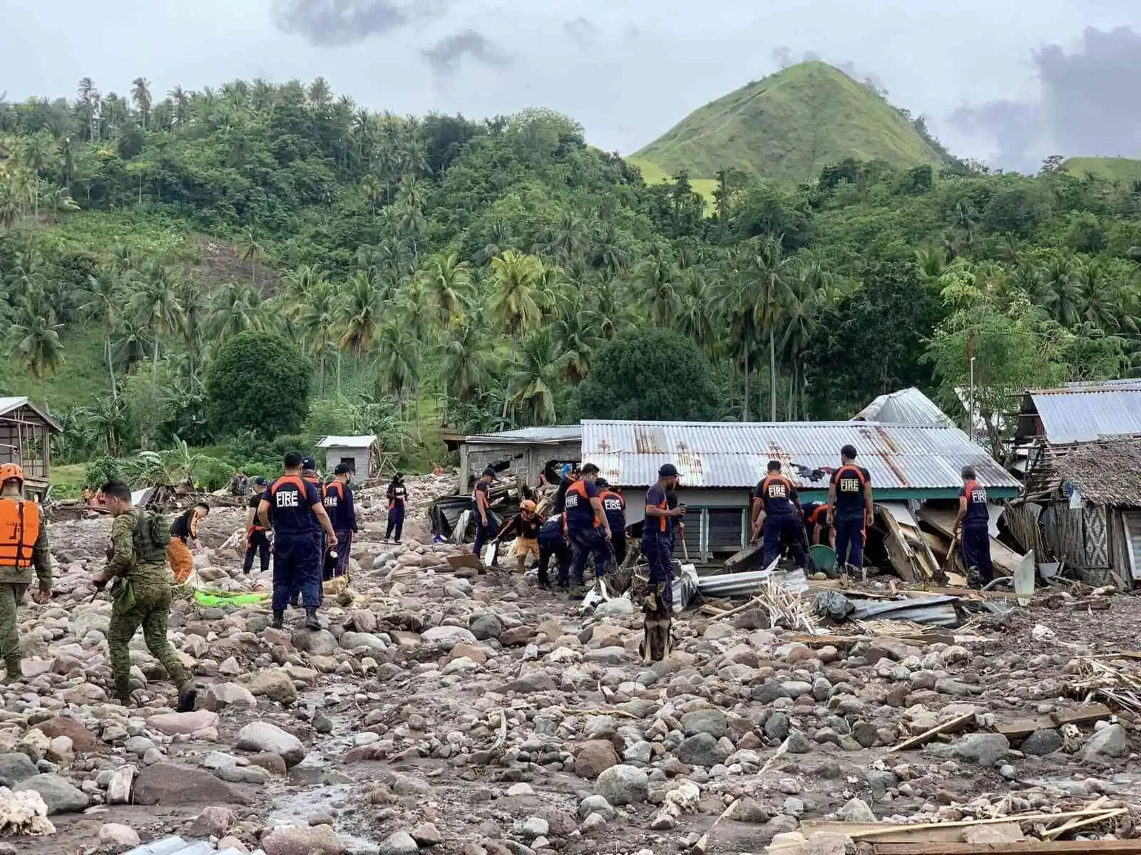 Filipinler’de Nalgae Tayfunu’nun bilançosu ağırlaşıyor: 150 ölü
