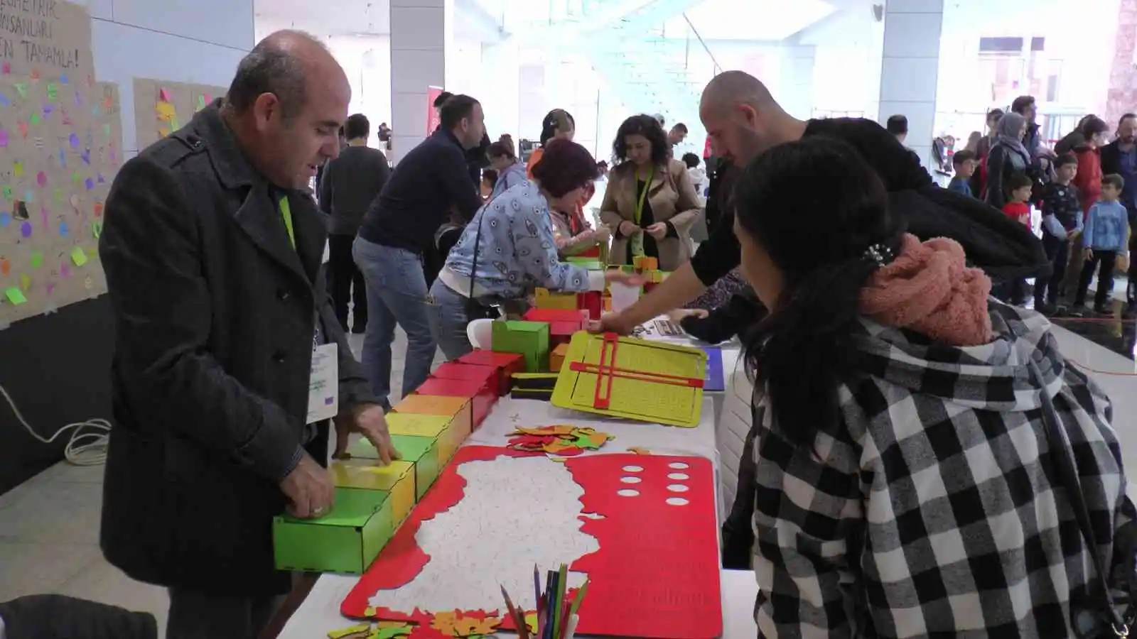 Geleceğin bilim adamları 'STEM Makers Fest/Expo Kapadokya' etkinliğinde bir araya geldi
