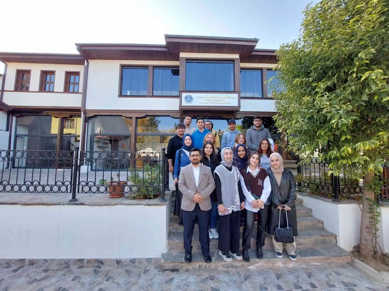 Gençlik, Bursa’da yollarda