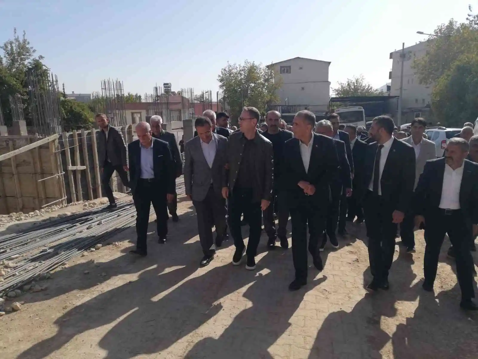 Gerger’de yapılacak cami ve taziye evinin temeli atıldı