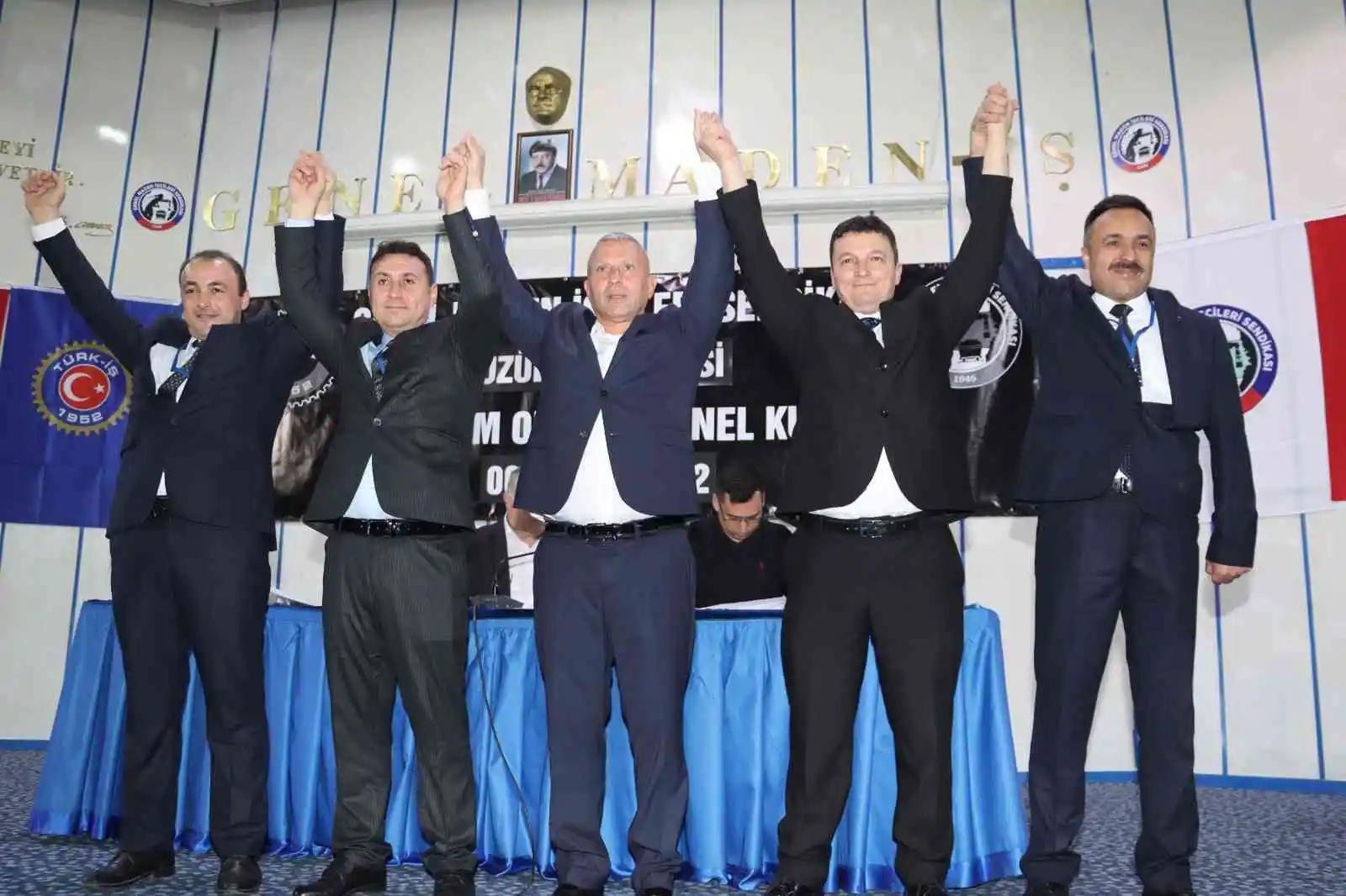 GMİS Üzülmez Şube Başkanlığı'na Sefer Karakabak yeniden seçildi