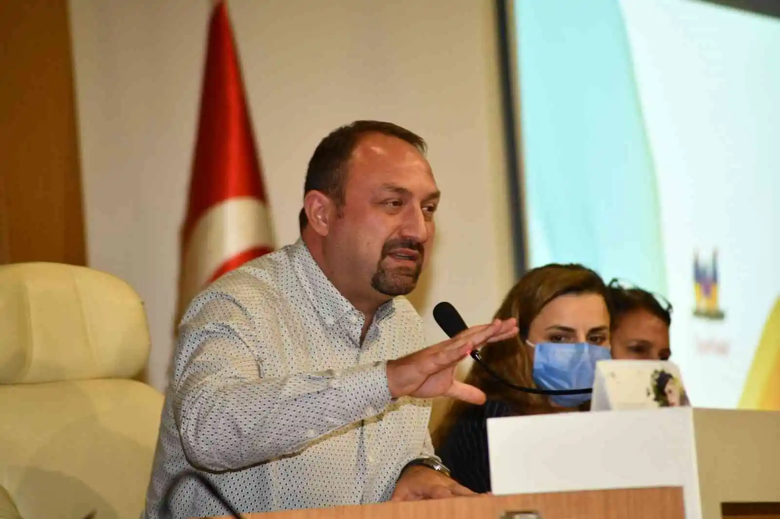 Gümrükçü'den Köyiçi çıkışı: "Rant çetelerine izin vermeyeceğiz"