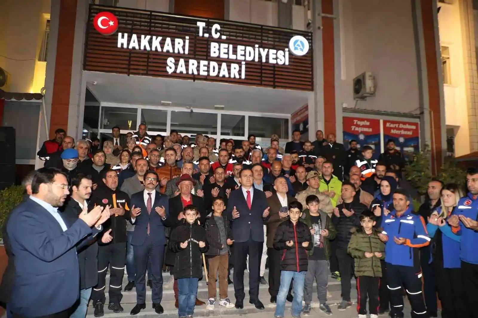 Hakkari'de "Çök-Kapan-Tutun" tatbikatı
