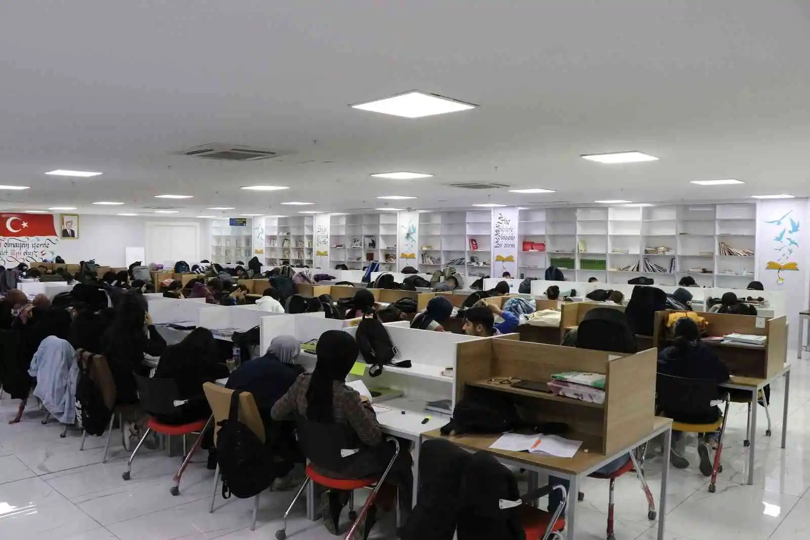 Haliliye’de gençlere hizmet