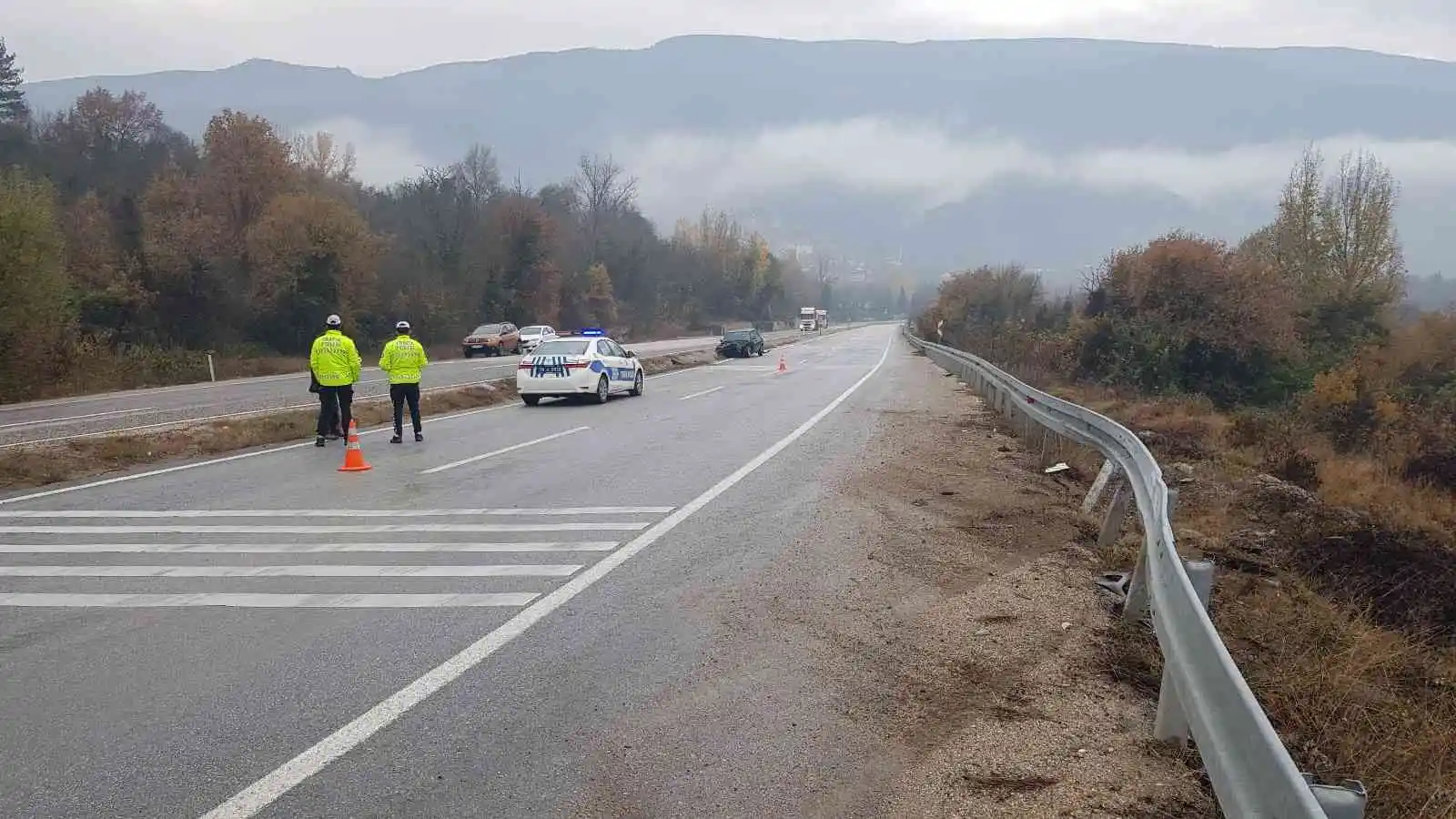 Hastaneye giderken kaza yaptılar