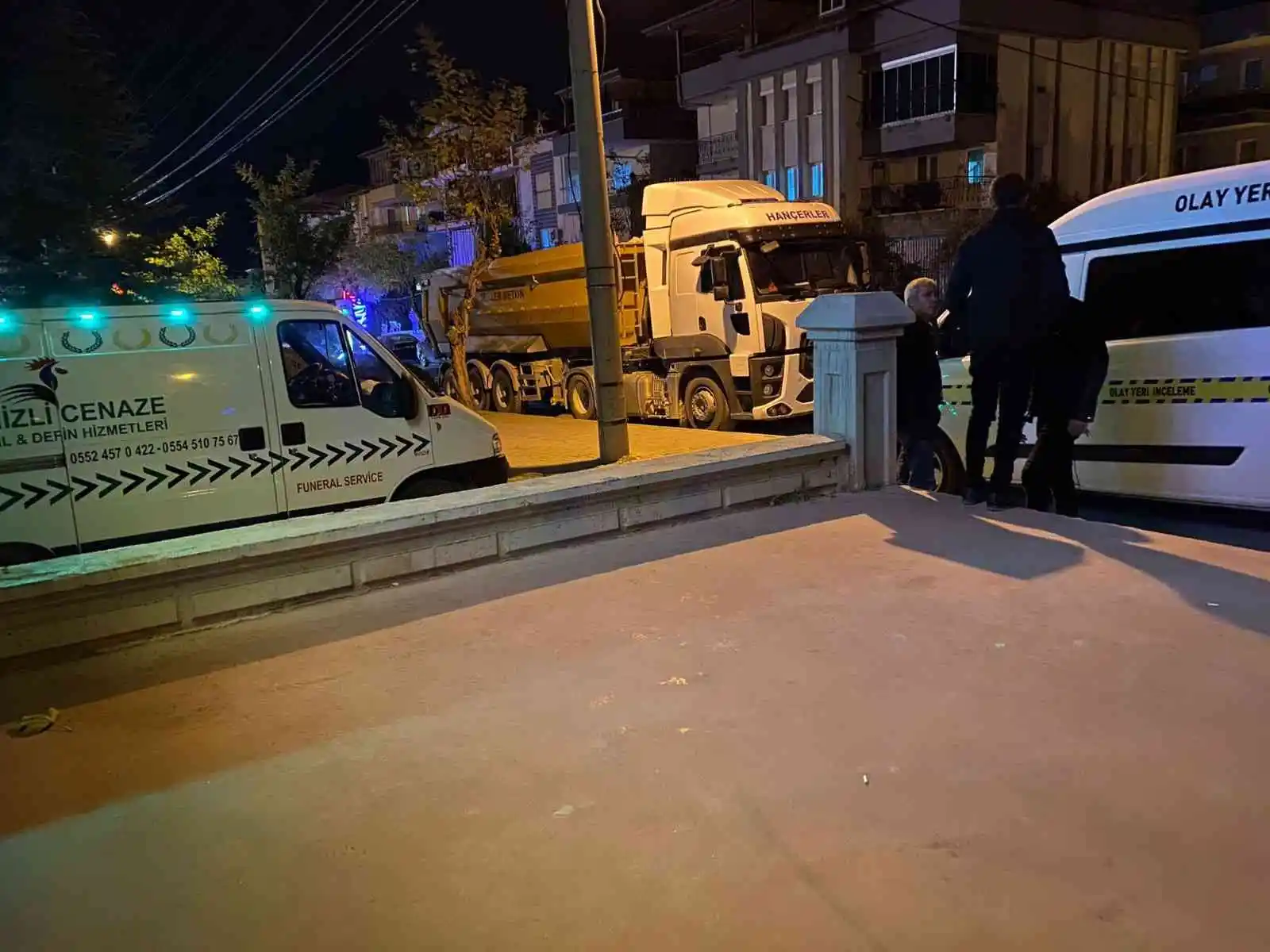 İnfaz koruma memuru banyoda ölü bulundu