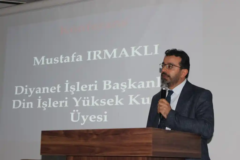 Irmaklı: "Tevhitle buluşan gençler İslam'a koşuyor"