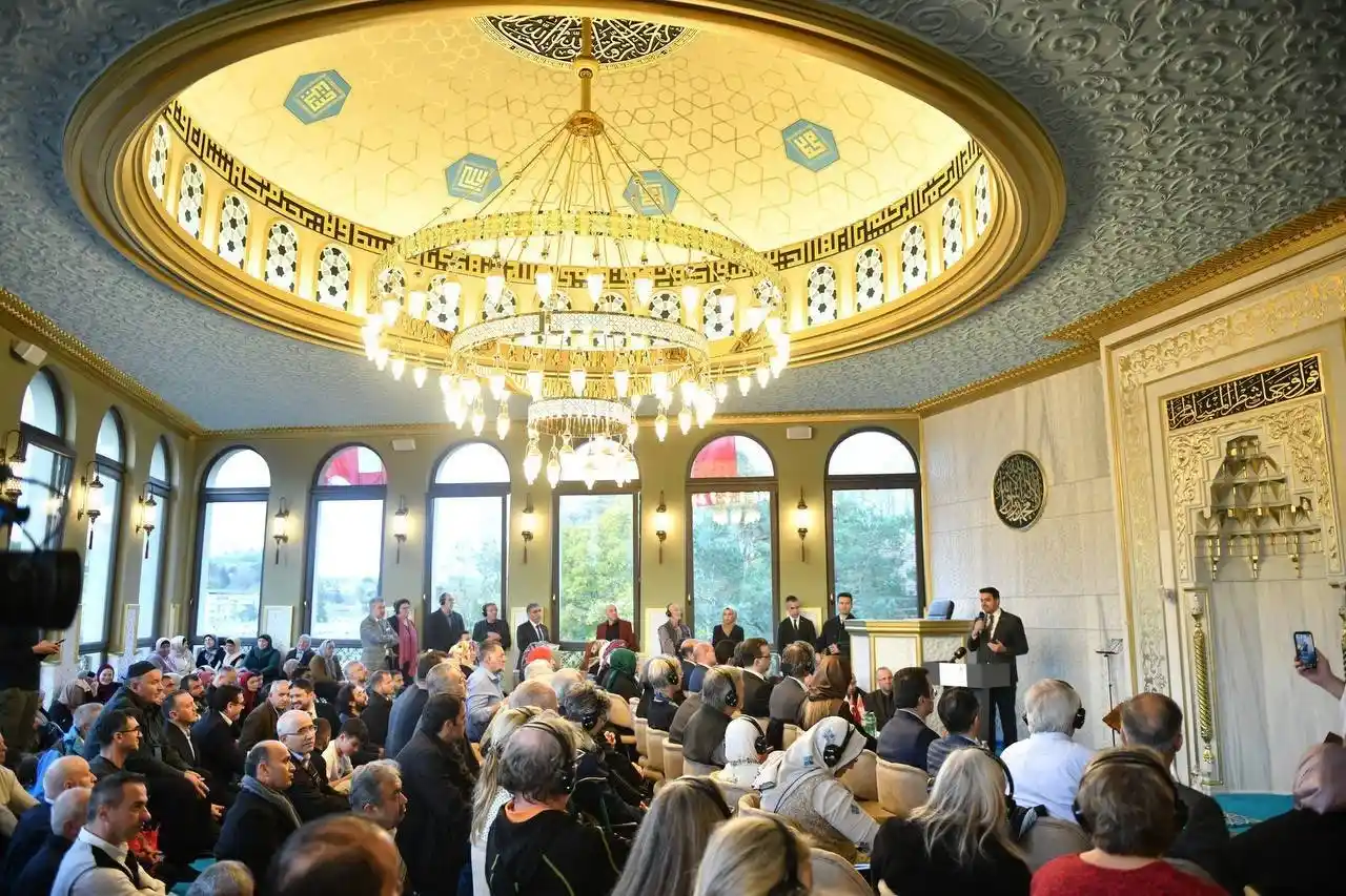 İsviçre'de Anadolu Okuma Evi ve Yeni Aksa Camisi hizmete açıldı
