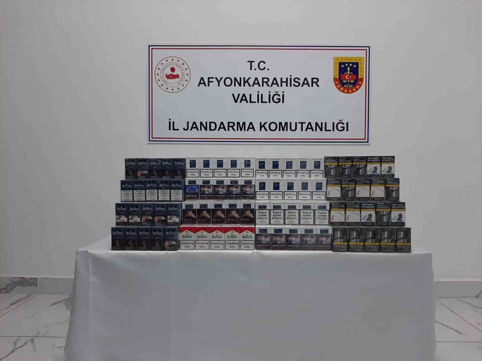 Jandarmadan 'Kaçak sigara' operasyonu
