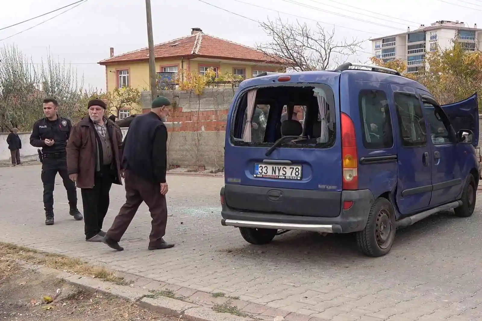 Kırıkkale’de okul servisi ile otomobil çarpıştı: 5’i öğrenci 6 yaralı