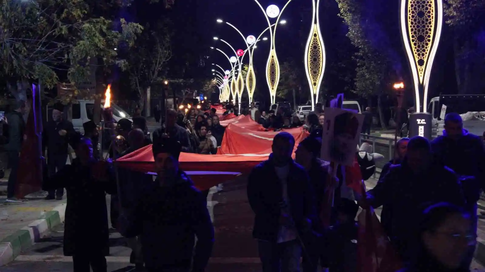 Kırklareli’nde ‘Türk Kırmızısı Ay Beyazı’ defilesi
