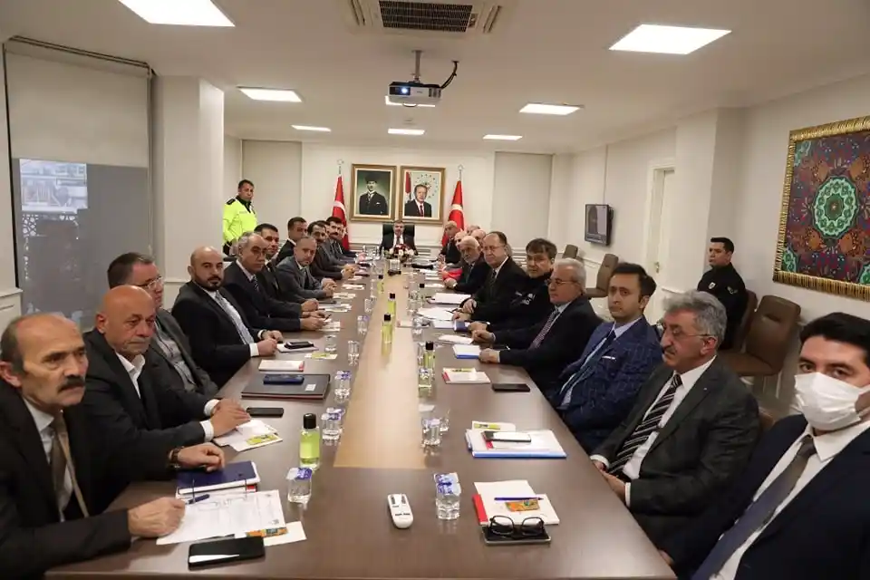 Kış tedbirleri masaya yatırıldı