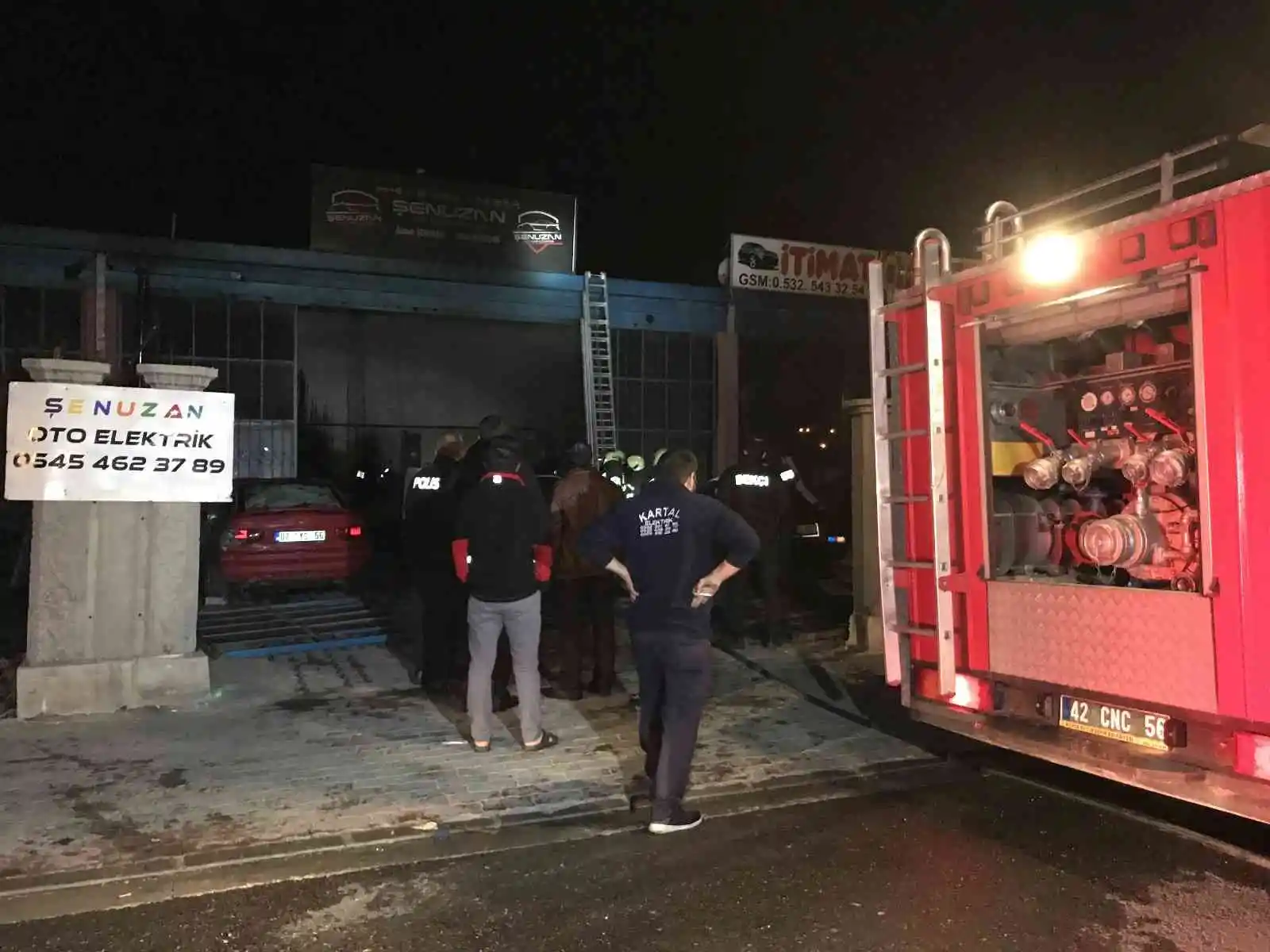 Konya’da patlayan LPG tankının iş yeri kapısını yerinden söktüğü anlar kameraya yansıdı