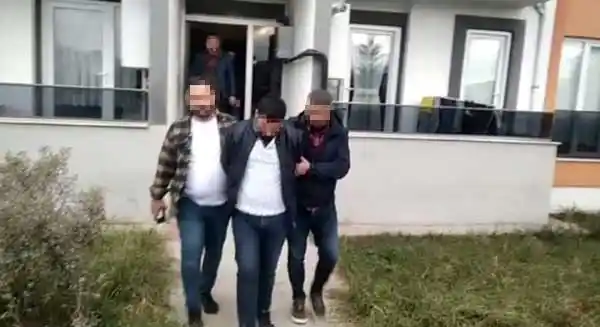 Kurdukları kooperatifle 200 milyon liralık emlak ve lüks araç vurgunu yapan suç çetesine yönelik operasyonda 18 gözaltı