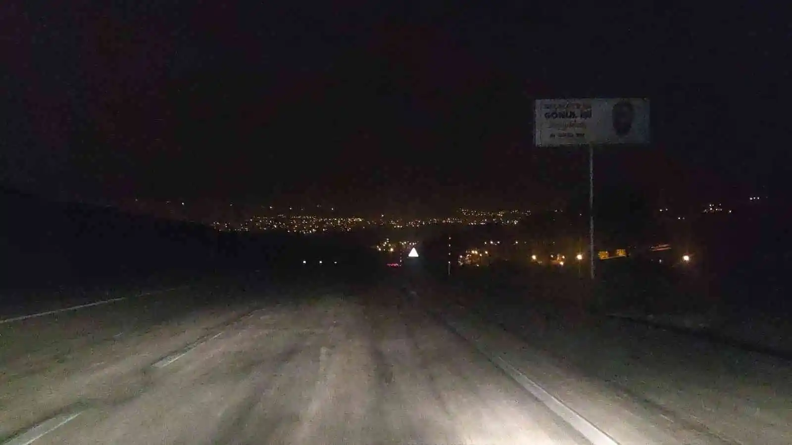 Kurubaş Geçidi’nde sis trafiği olumsuz etkiledi