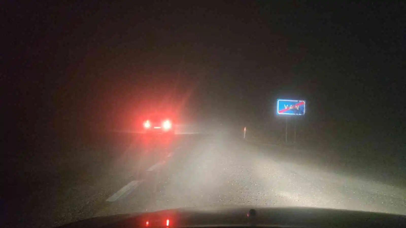 Kurubaş Geçidi’nde sis trafiği olumsuz etkiledi