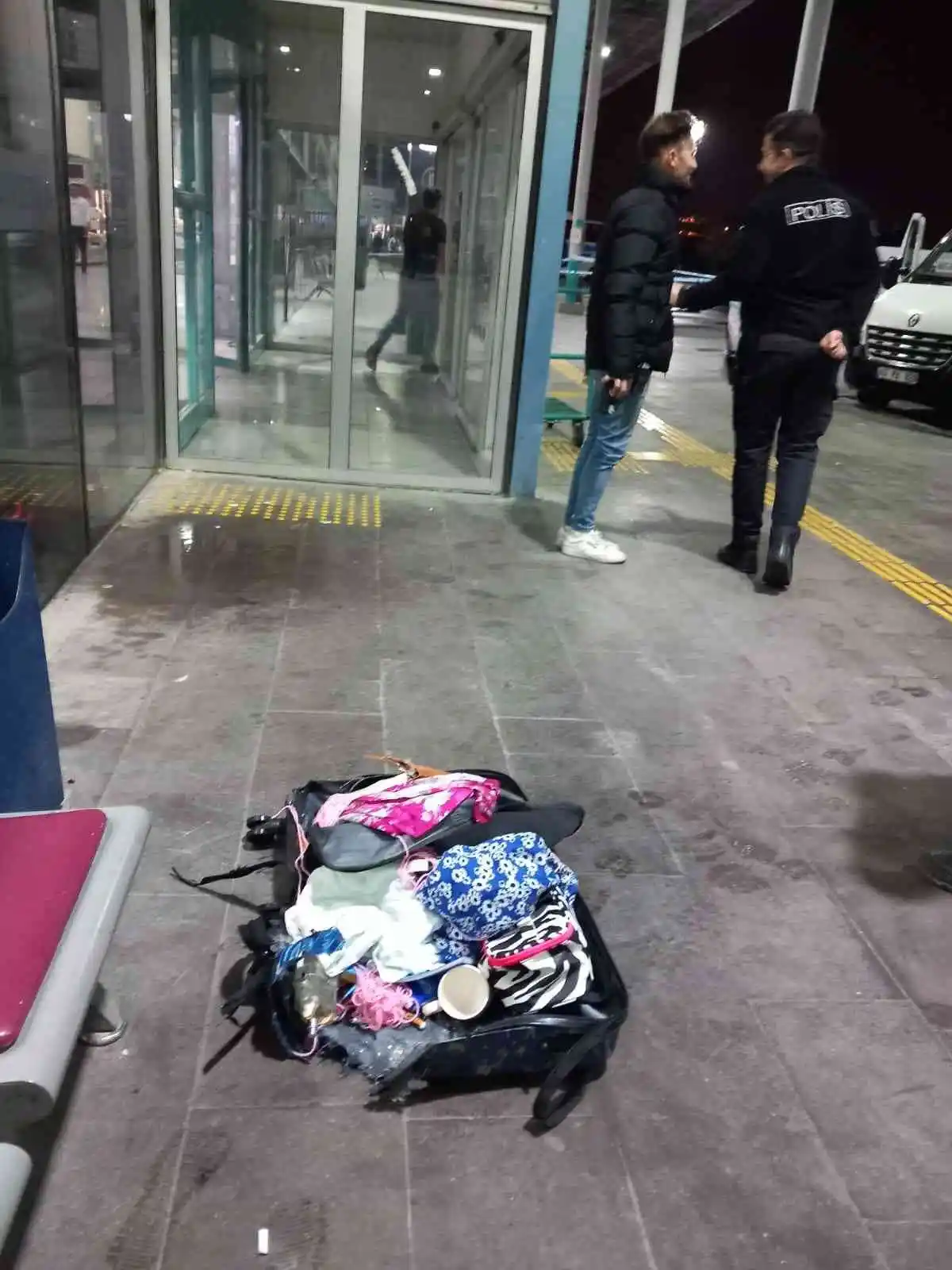 Kütahya Otogarı'nda şüpheli valiz paniği