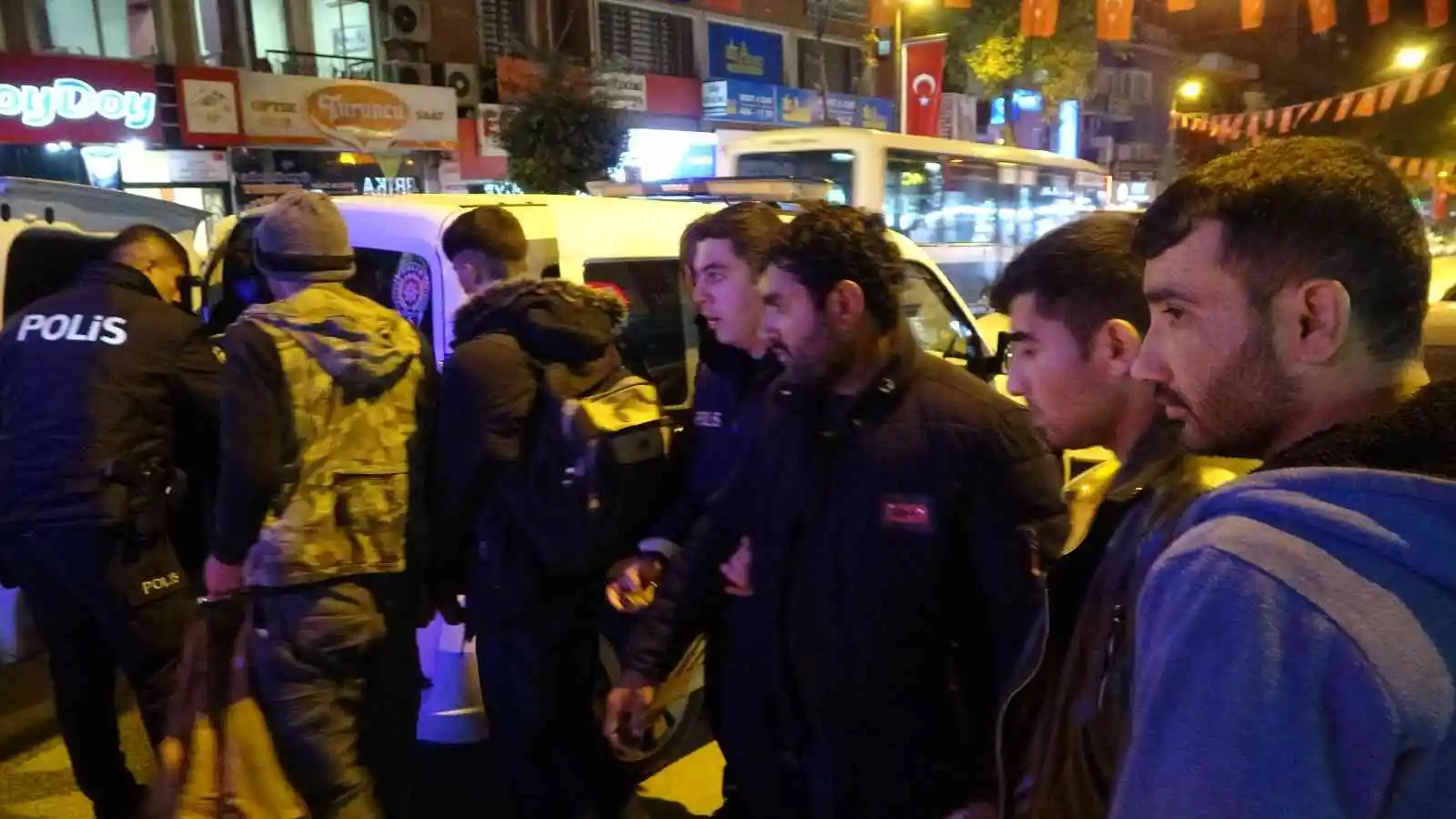 Malatya'da 11 düzensiz göçmen yakalandı