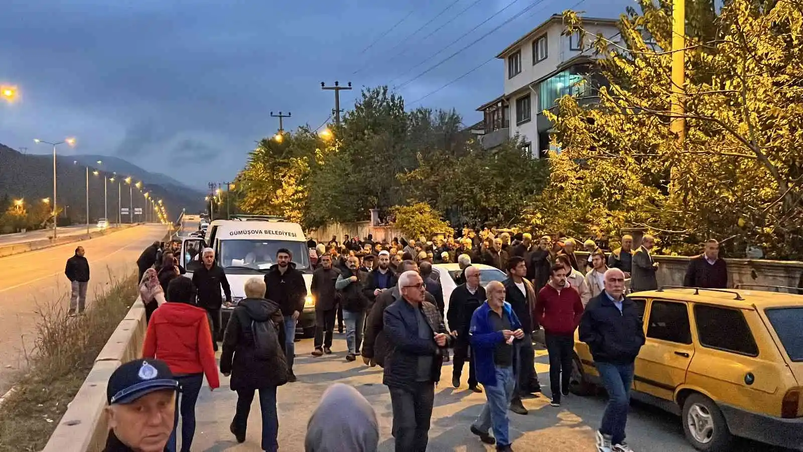 Mantardan zehirlenen çift birkaç saat arayla hayatını kaybetti
