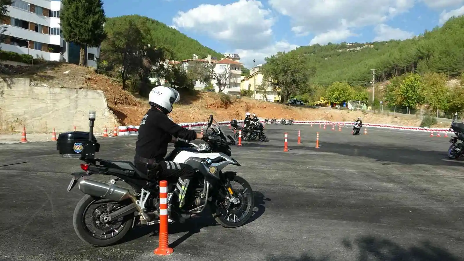 Menteşe'de motosiklet eğitim alanı açıldı