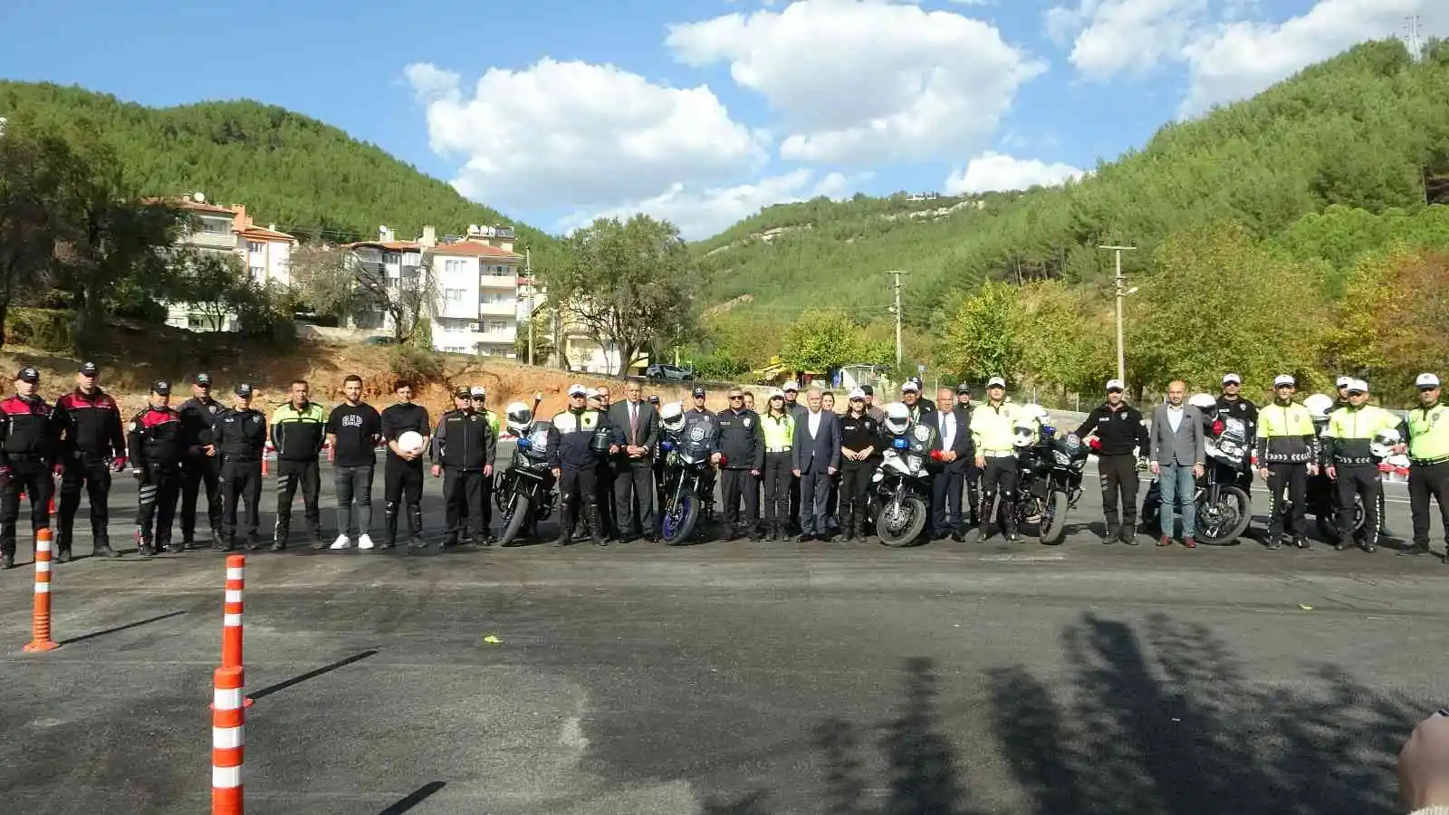 Menteşe’de motosiklet eğitim alanı açıldı