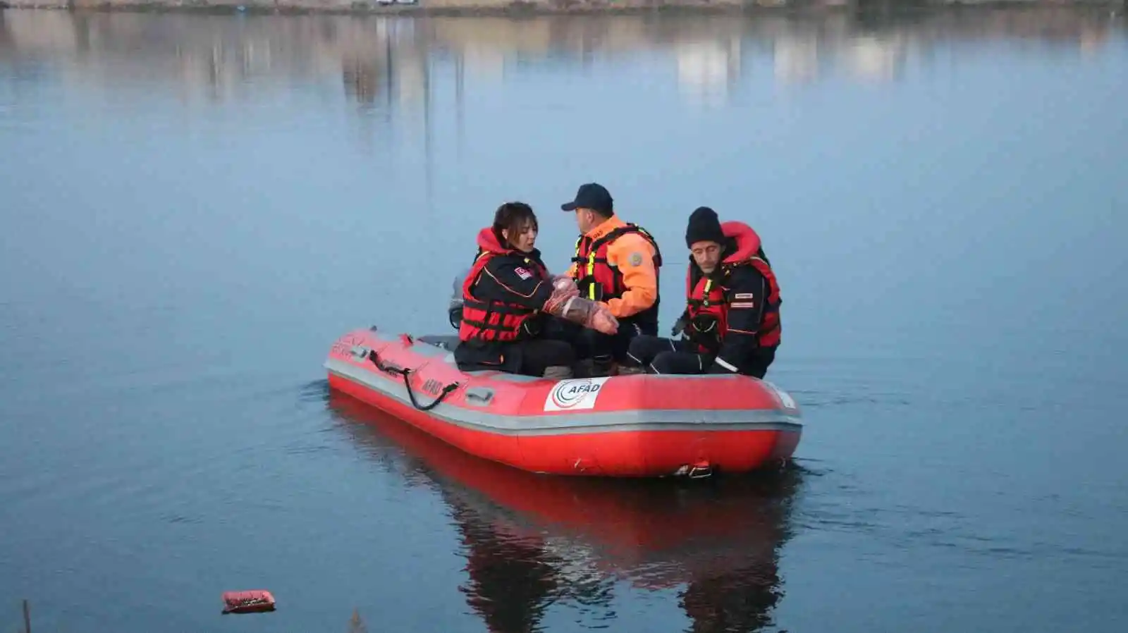 Meriç Nehri'nde erkek cesedi bulundu