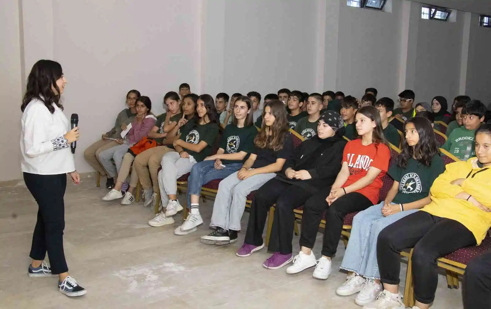 Mersin'de okullara rehberlik desteği