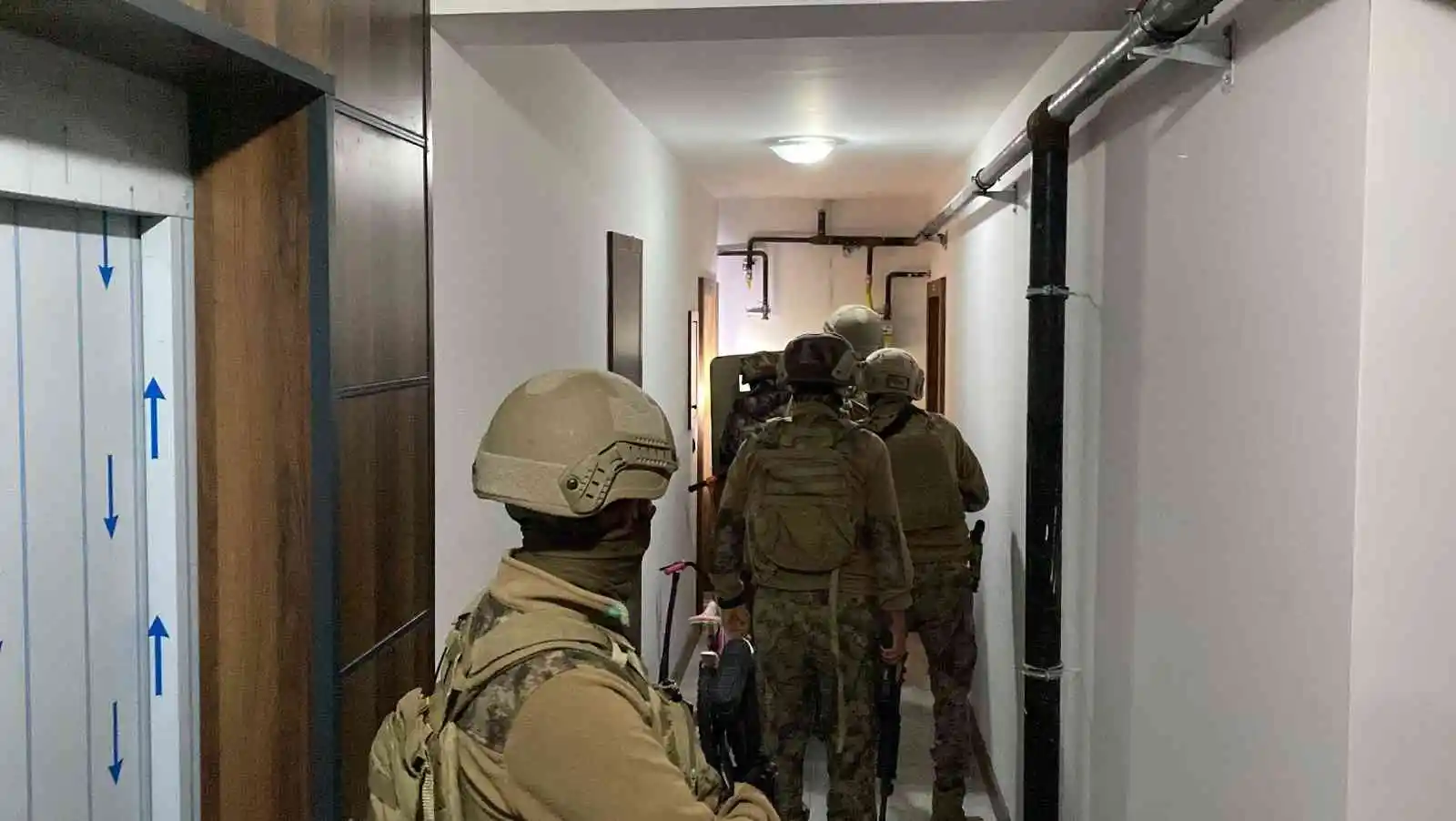 Mersin’de organize suç örgütlerine şafak operasyonu: 51 gözaltı kararı