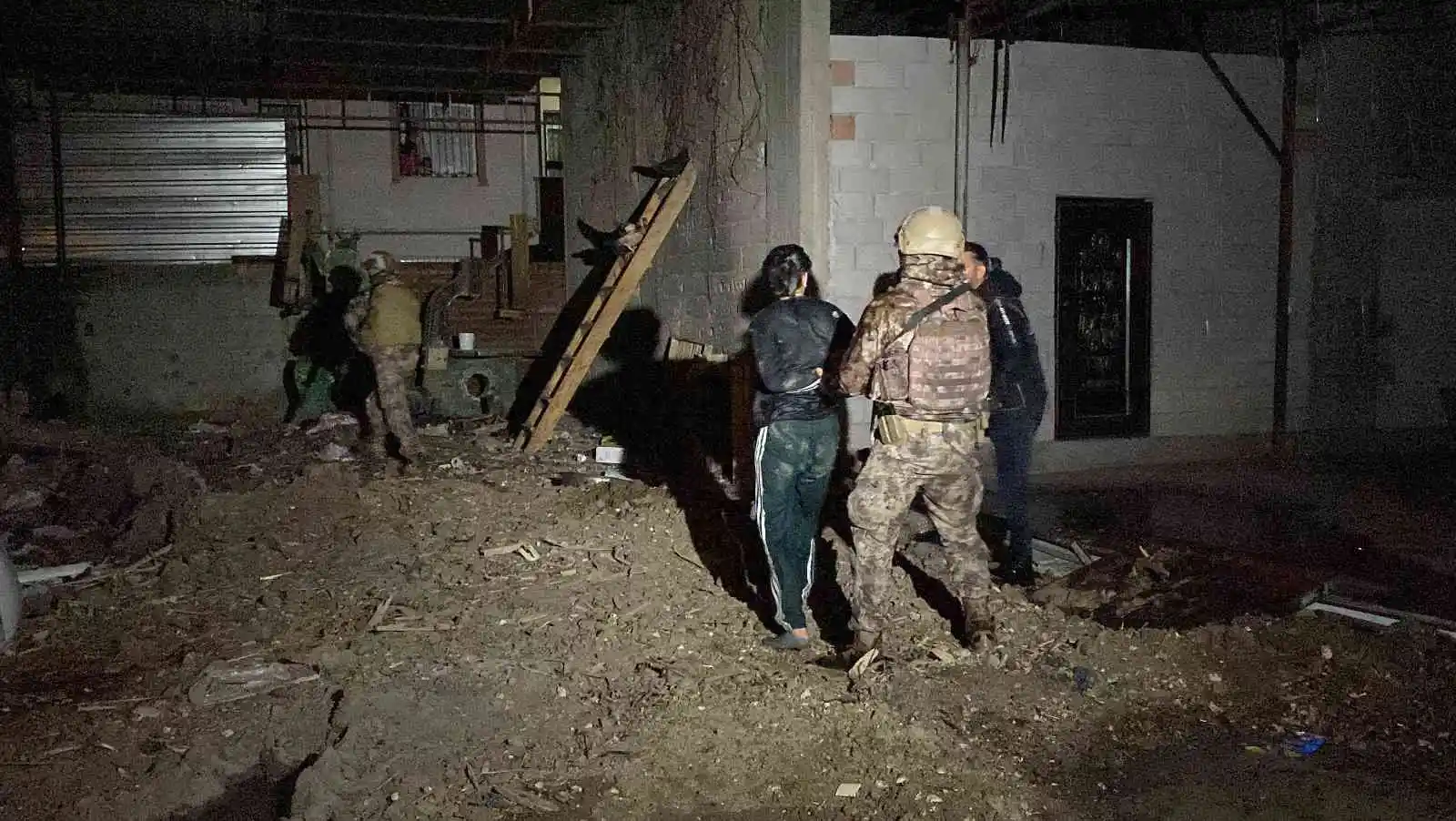 Mersin'de PKK/KCK operasyonu: 18 gözaltı kararı
