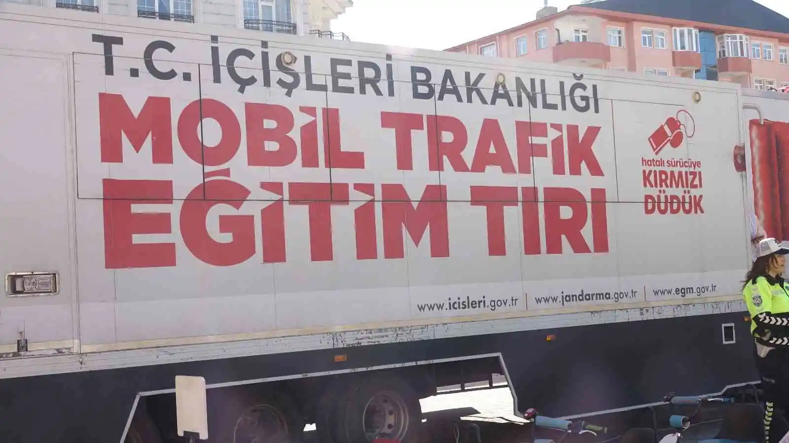 Mobil trafik eğitim tırı Erciş’te
