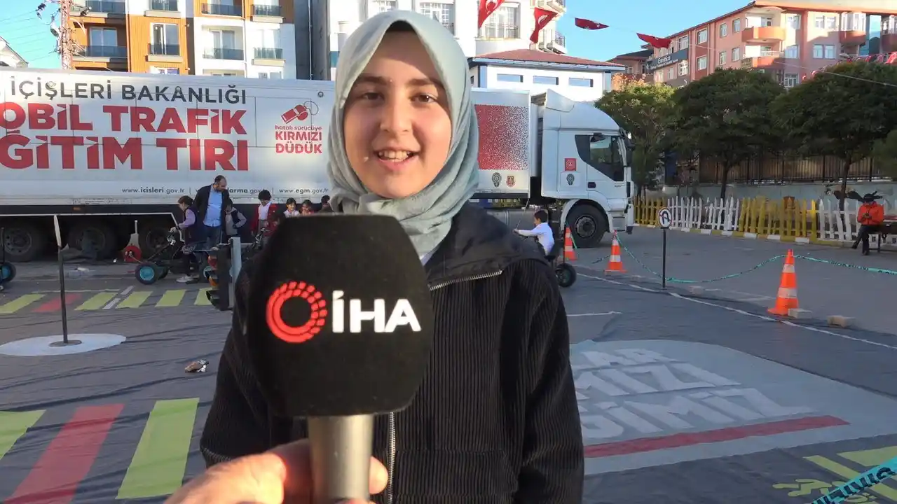 Mobil trafik eğitim tırı Erciş’te