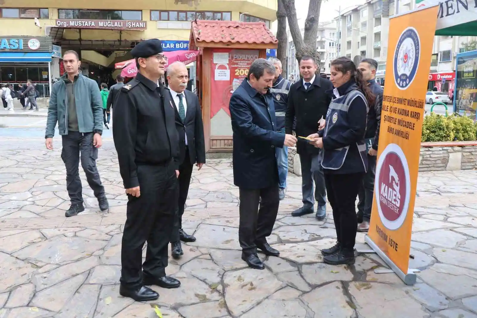 Muğla'da 25 Kasım Kadına Yönelik Şiddete Karşı stant açıldı