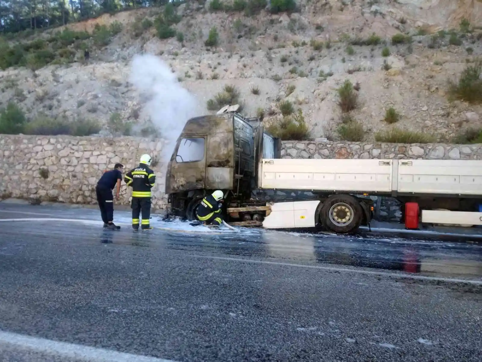 Muğla’da TIR yangını
