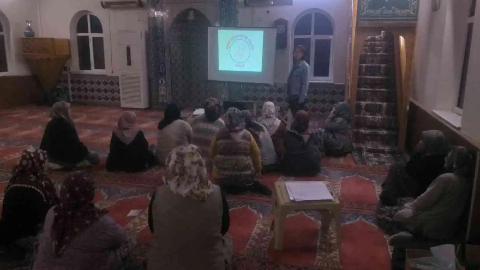 Nazillili kadınlar kansere karşı bilgilendiriliyor