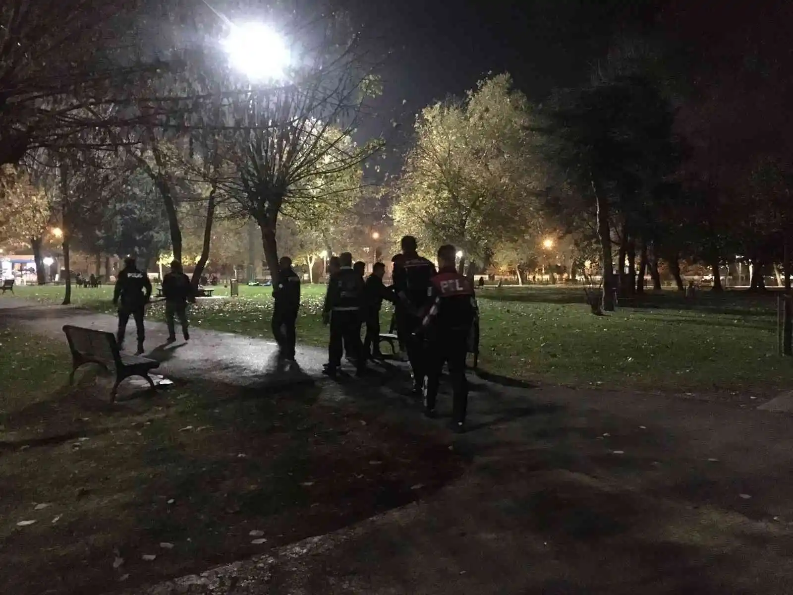 Polis şehirde suça geçit vermiyor