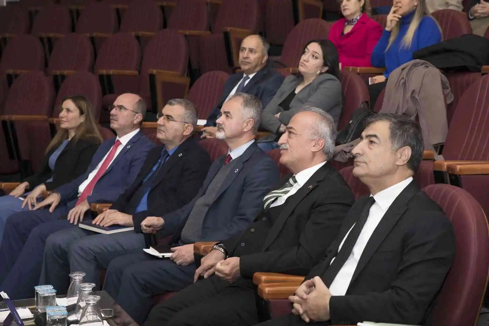 Rektör Çomaklı Başkanlığında izleme ve değerlendirme toplantıları başladı