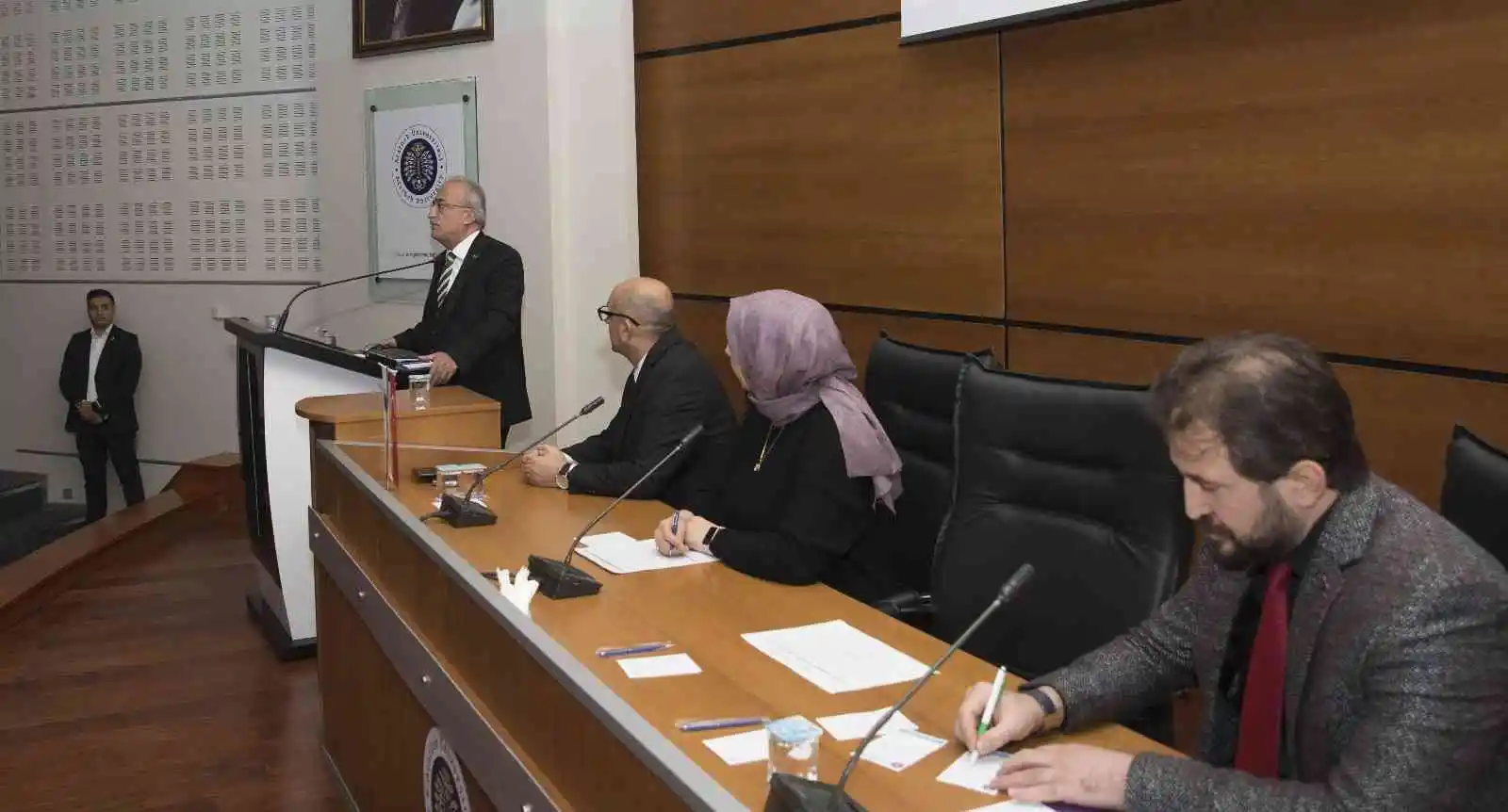 Rektör Çomaklı Başkanlığında izleme ve değerlendirme toplantıları başladı