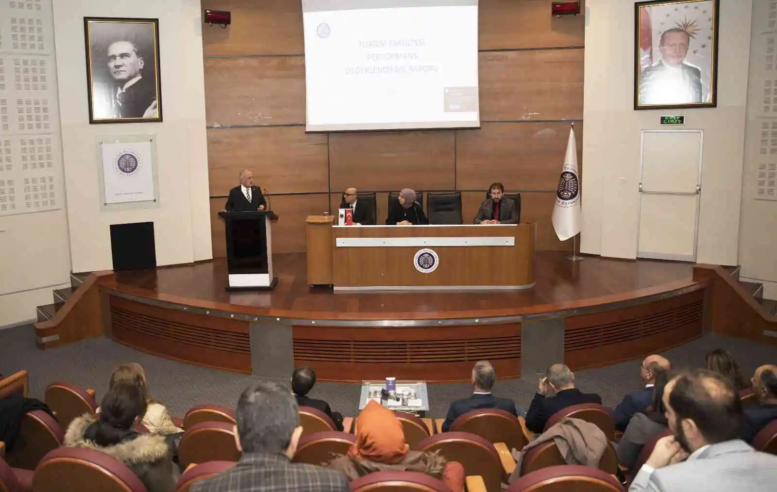 Rektör Çomaklı Başkanlığında izleme ve değerlendirme toplantıları başladı