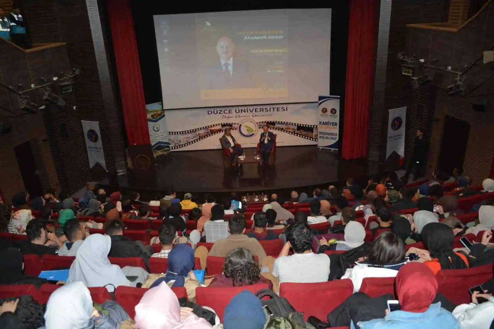 Rektör Sözbir: “Güçlüden yana değil, doğrudan yana olun”